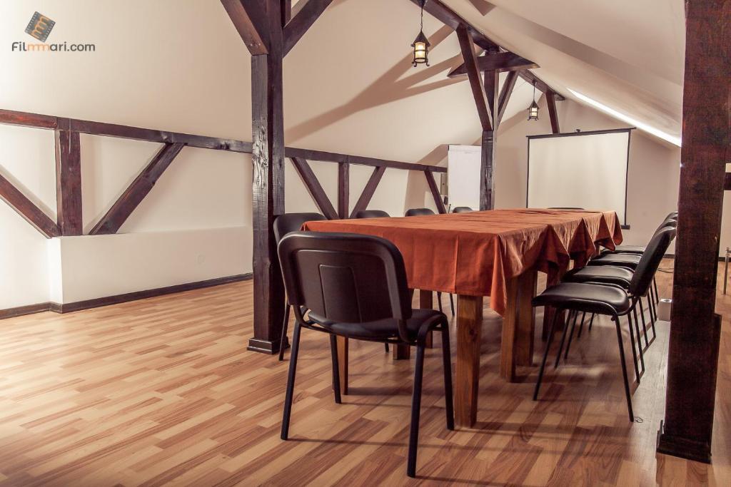 Hotel Ieremia Movila Сучевица Экстерьер фото