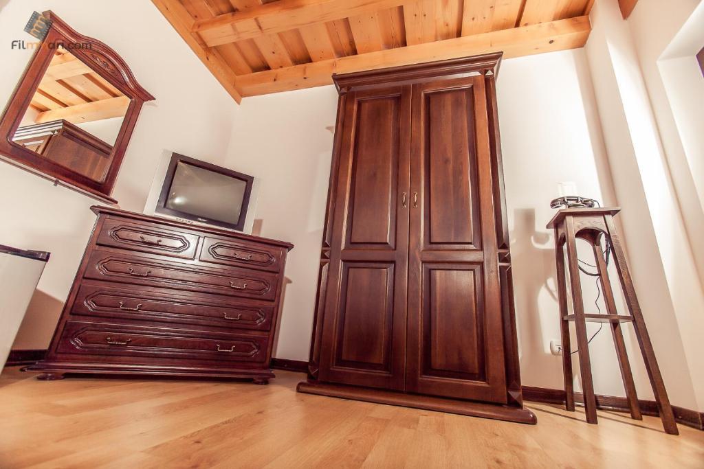 Hotel Ieremia Movila Сучевица Экстерьер фото