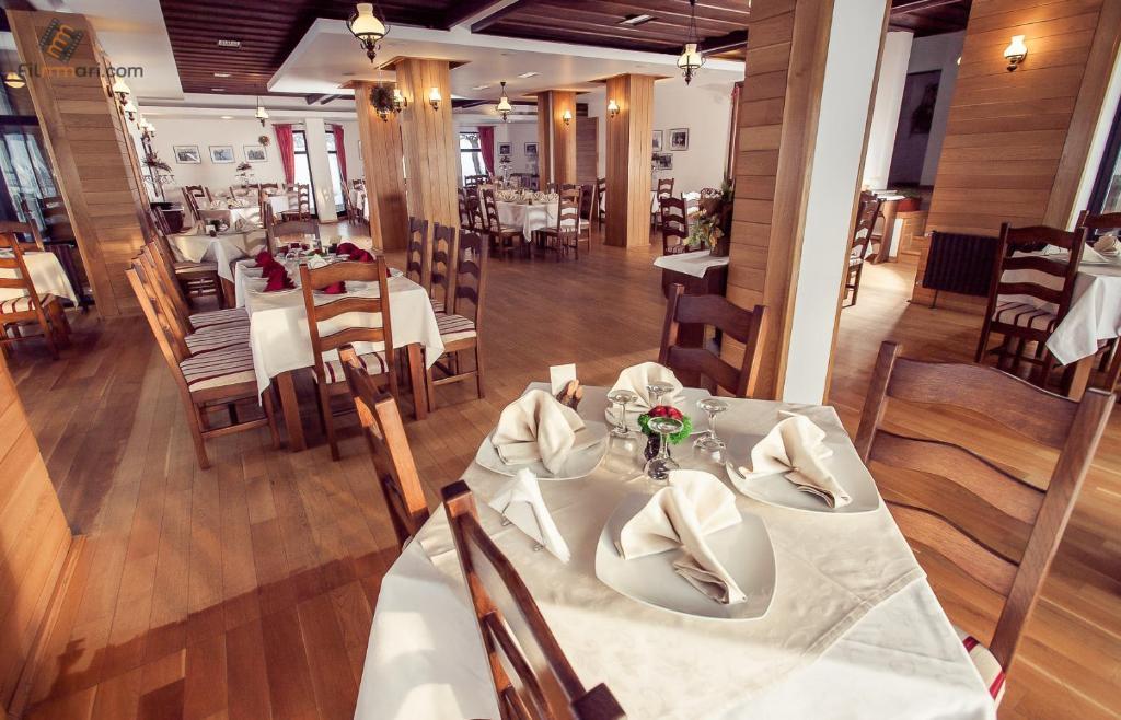 Hotel Ieremia Movila Сучевица Экстерьер фото
